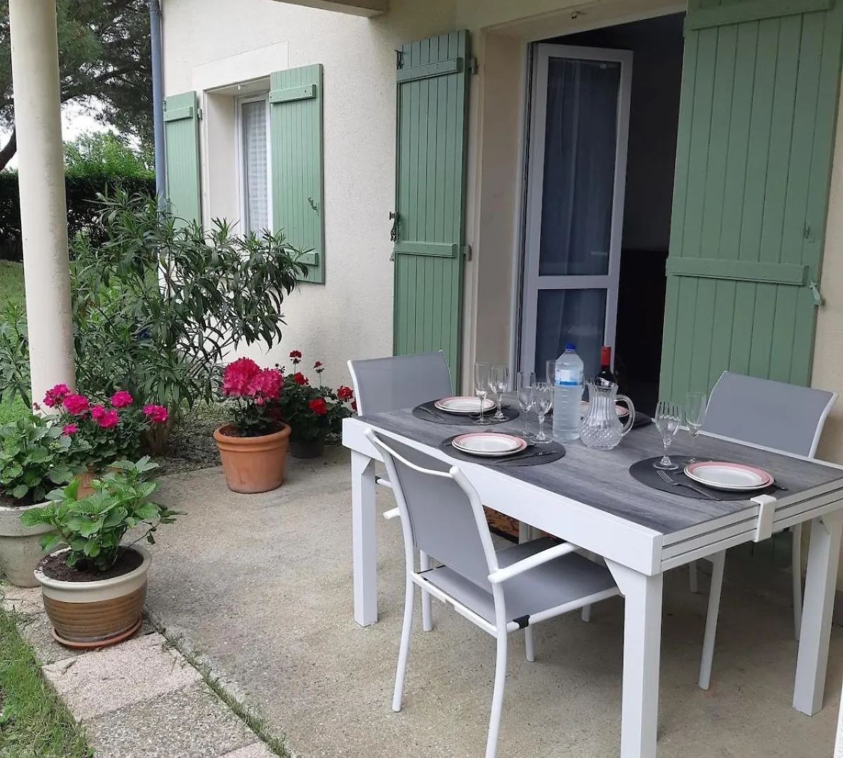 Chez Maxou - 3 Epis Jardin Clos-Garage 勒韦